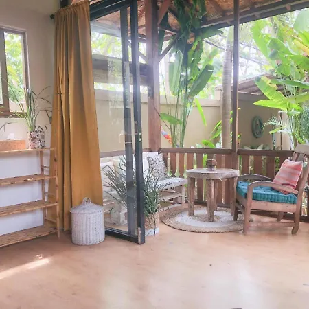 Surf Joglo Uluwatu Apartment Exterior photo